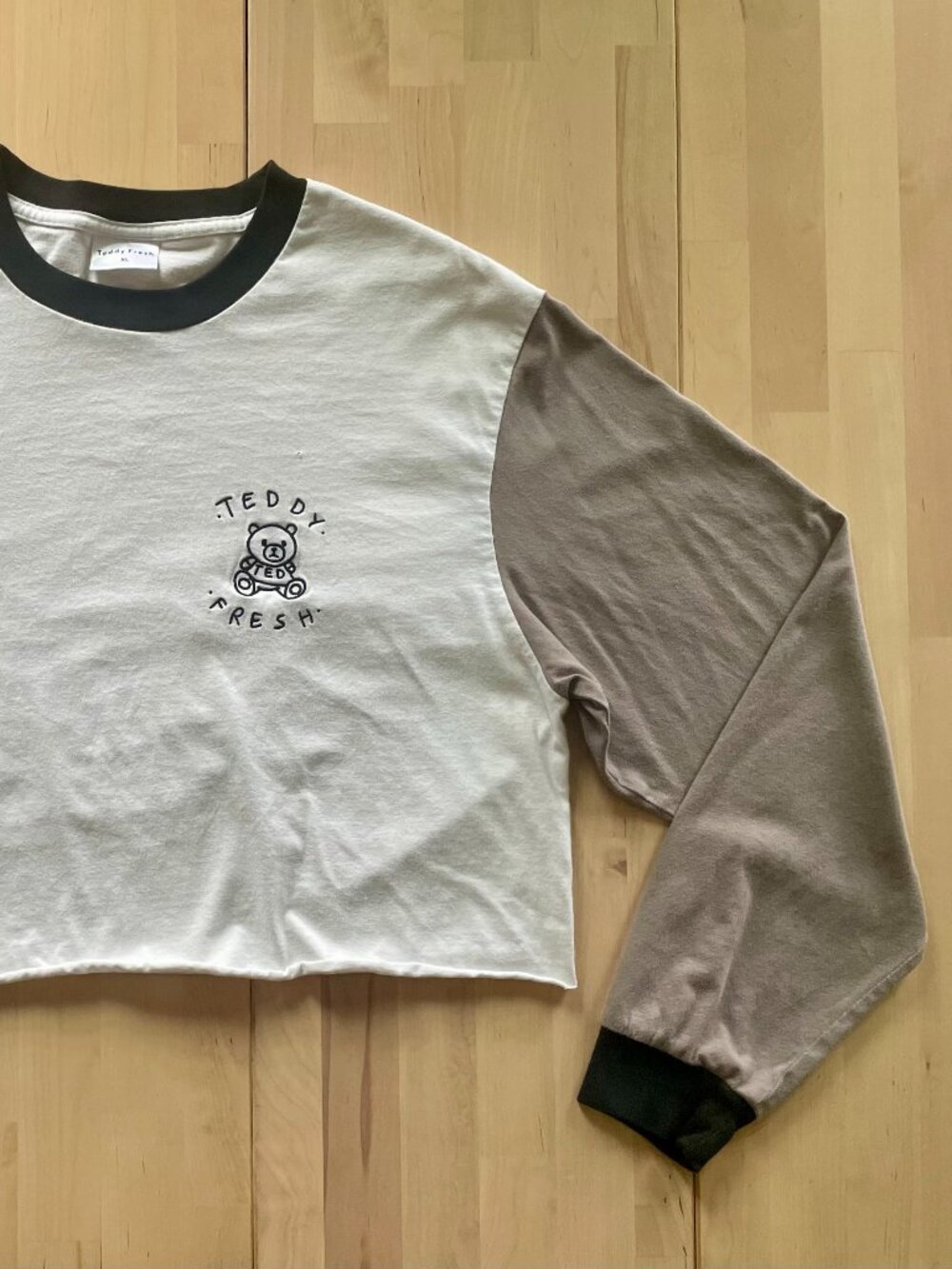 Teddy Fresh Unisex Monochrome Colorblock Cropped Long Sleeve Shirt sz XL *READ* - Picture 3 of 7